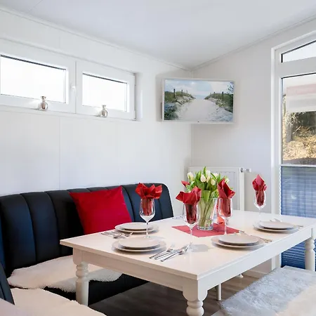 度假居 Ostseecamp Luebecker Bucht Casa Del Sol Mit Kostenfreier Saunanutzung 沙博伊茨